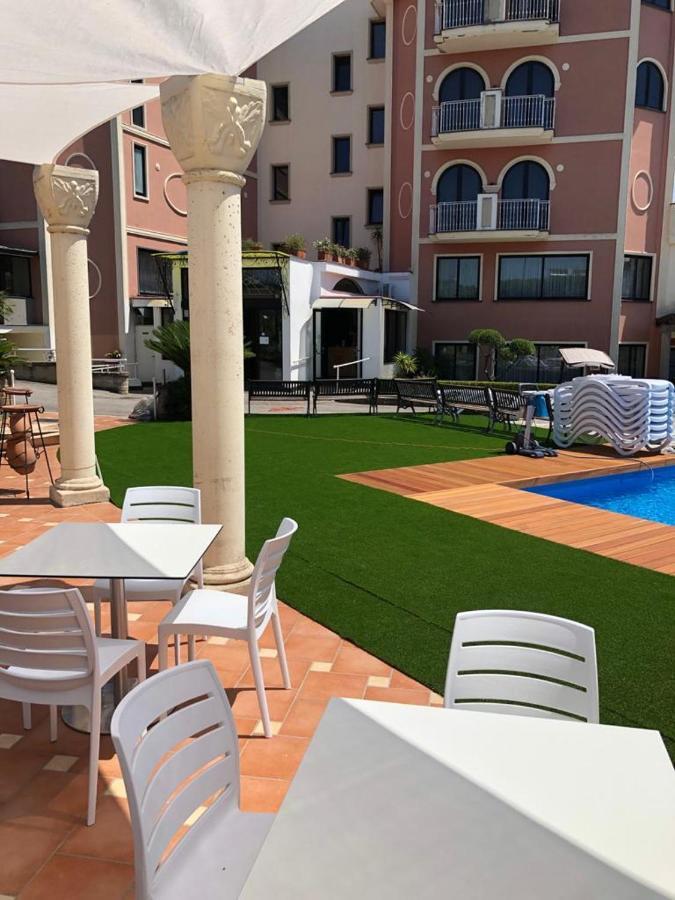 Il Castello Hotell Terzigno Exteriör bild