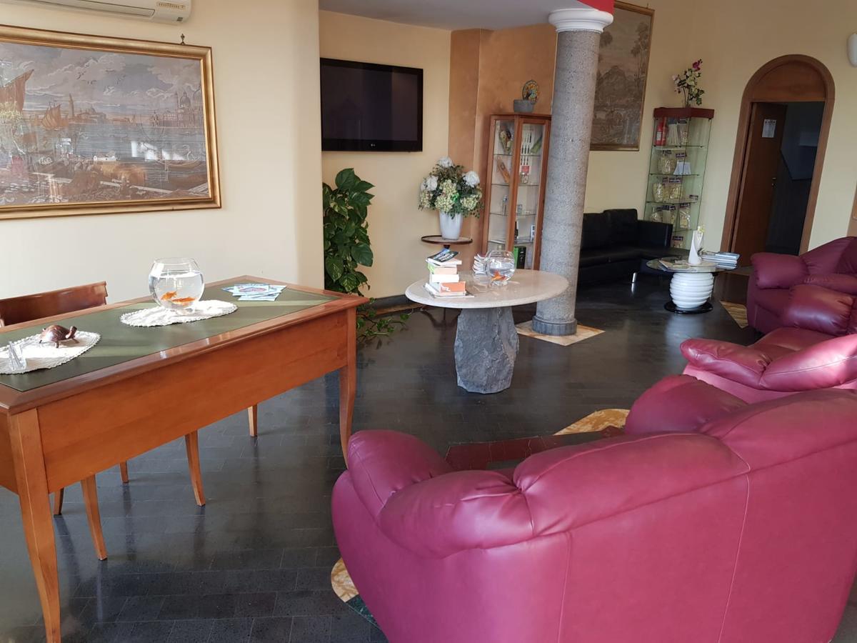 Il Castello Hotell Terzigno Exteriör bild